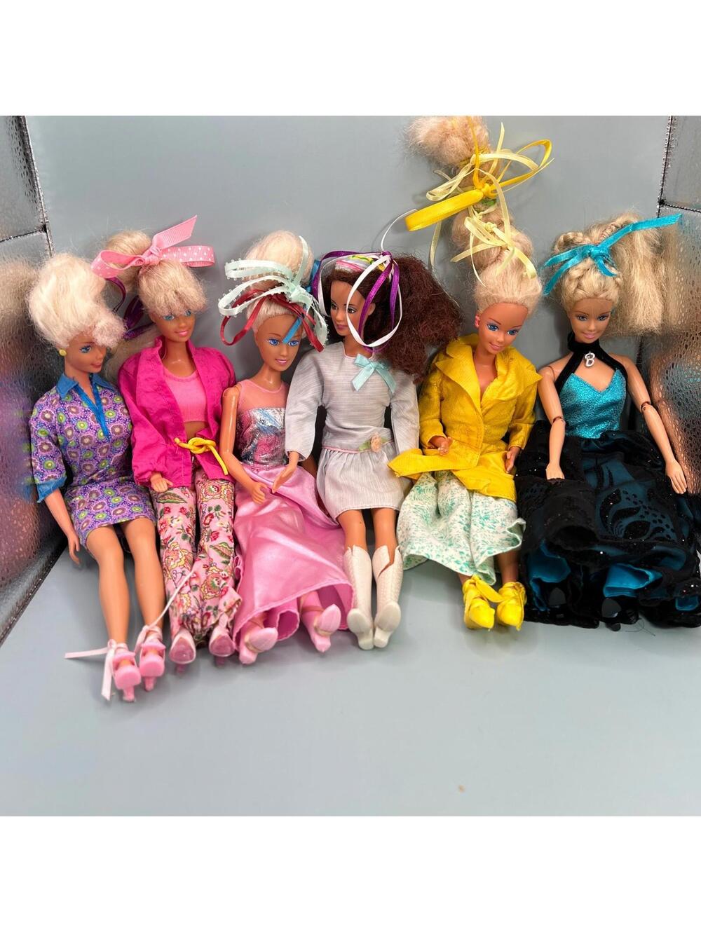 Barbie Vintage Lot of 6 1975, 1976, 1990s Unimax W/ Clothes & Shoes Yellow Cost